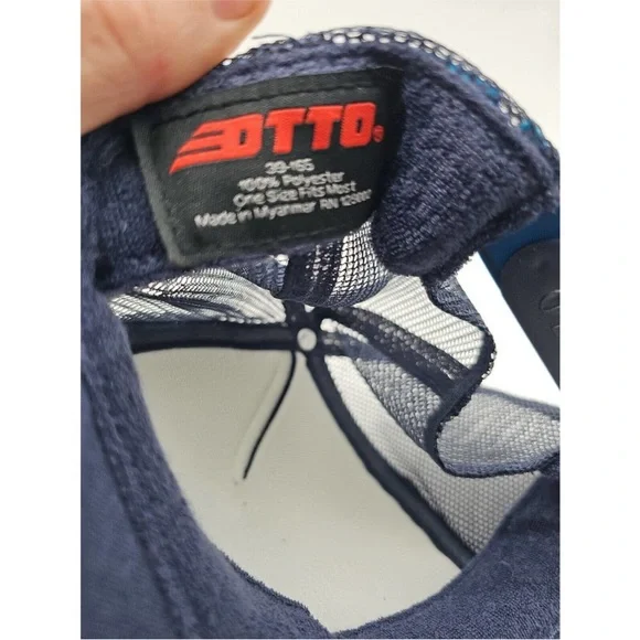 Memphis Grizzlies SnapBack Trucker Hat - Picture 6 of 7